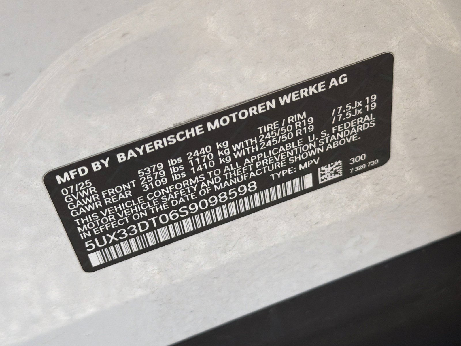 Certified 2025 BMW X4 xDrive30i AWD/4WD image 37