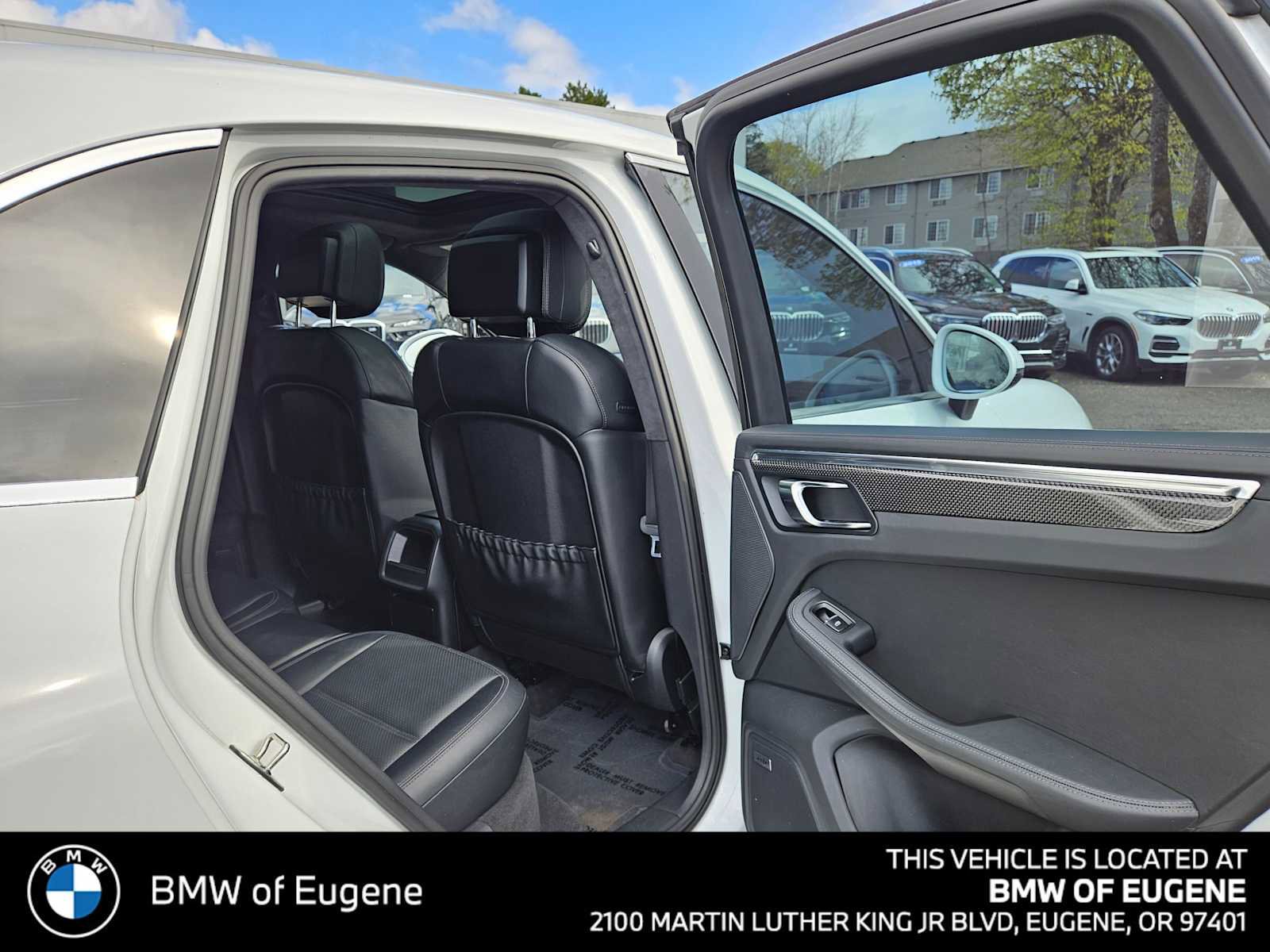 Used 2015 Porsche Macan Turbo image 14