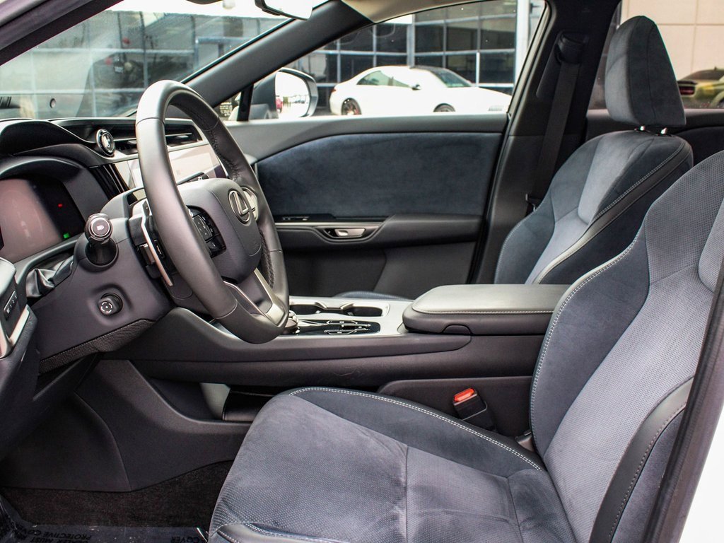 Used 2023 Lexus RZ 450e Premium w/ Accessory Package (Z1) image 30