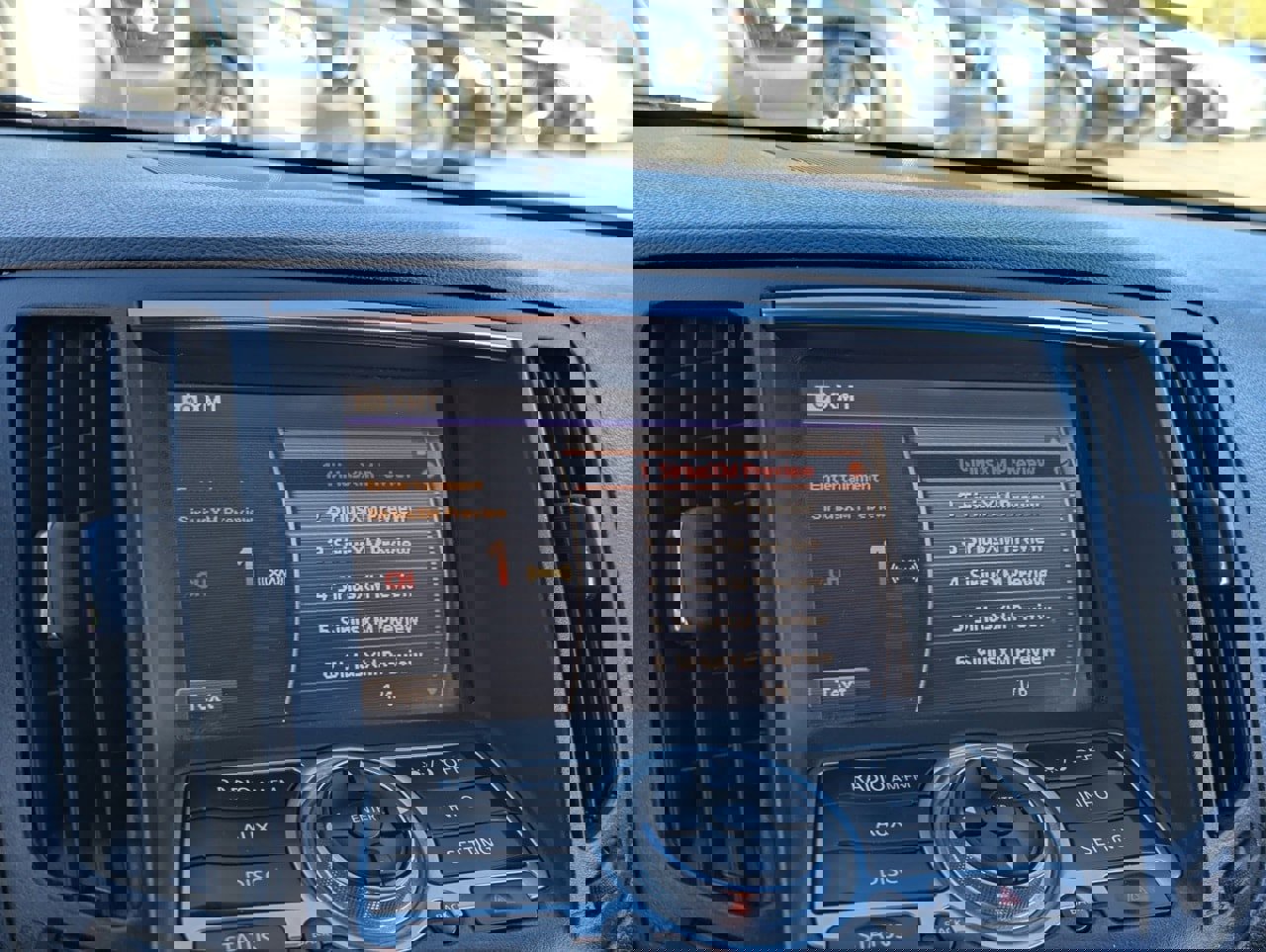 Used 2015 INFINITI Q60 Journey w/ Premium Package image 20