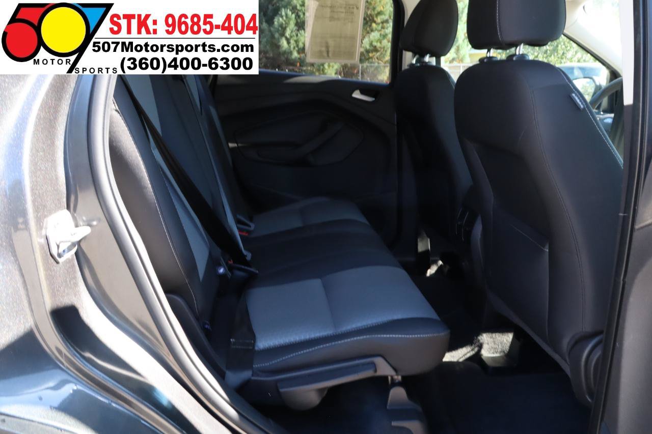 Used 2017 Ford Escape SE FWD image 19