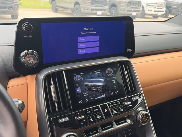 Used 2025 Lexus LX 700h Luxury w/ Appearance Package AWD/4WD image 19