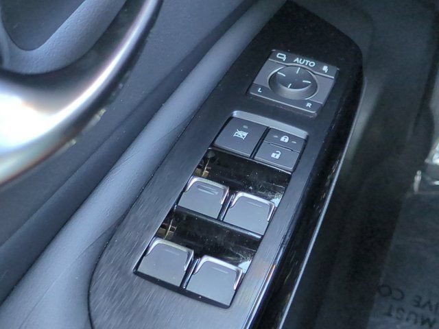 Certified 2022 Lexus ES 300h w/ Luxury Package FWD image 24