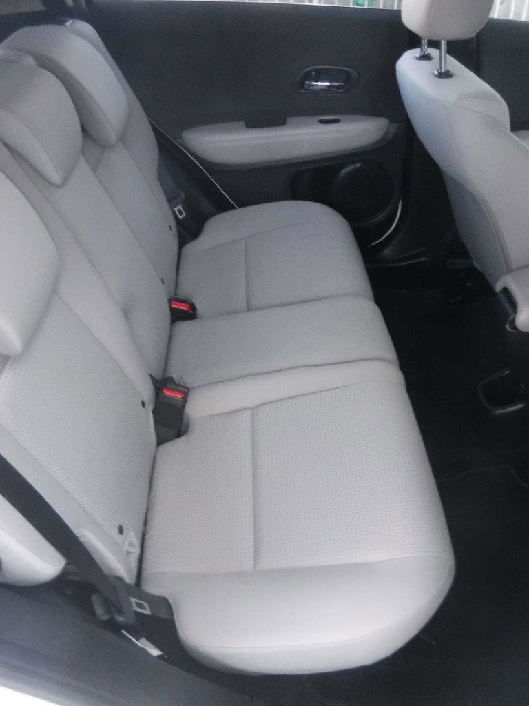 Used 2021 Honda HR-V LX image 30