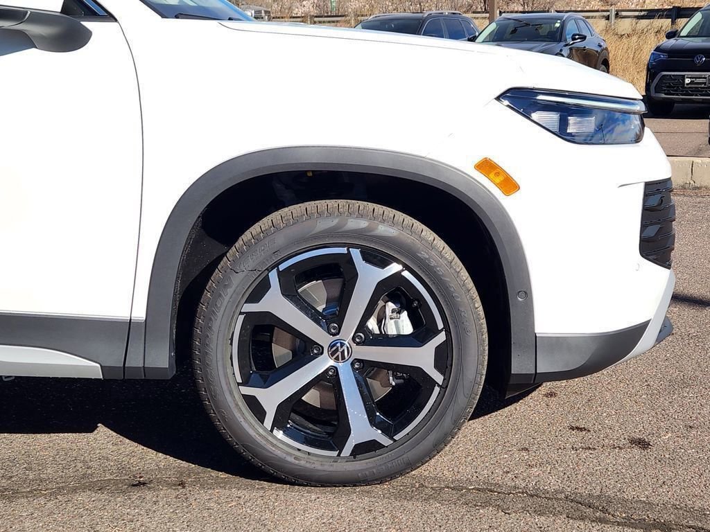 New 2026 Volkswagen Tiguan SE image 29