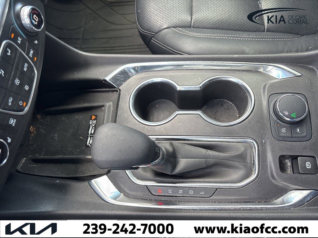 Used 2023 Chevrolet Traverse LT image 21