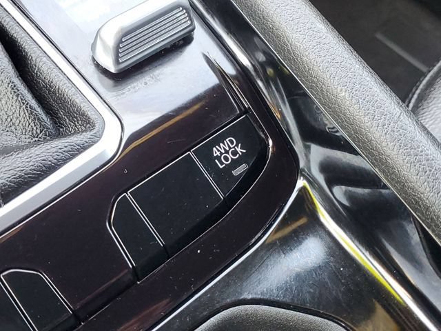Used 2024 Jeep Compass Limited AWD/4WD image 23