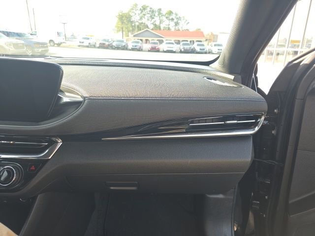 Used 2025 Buick Envista Sport Touring FWD image 42