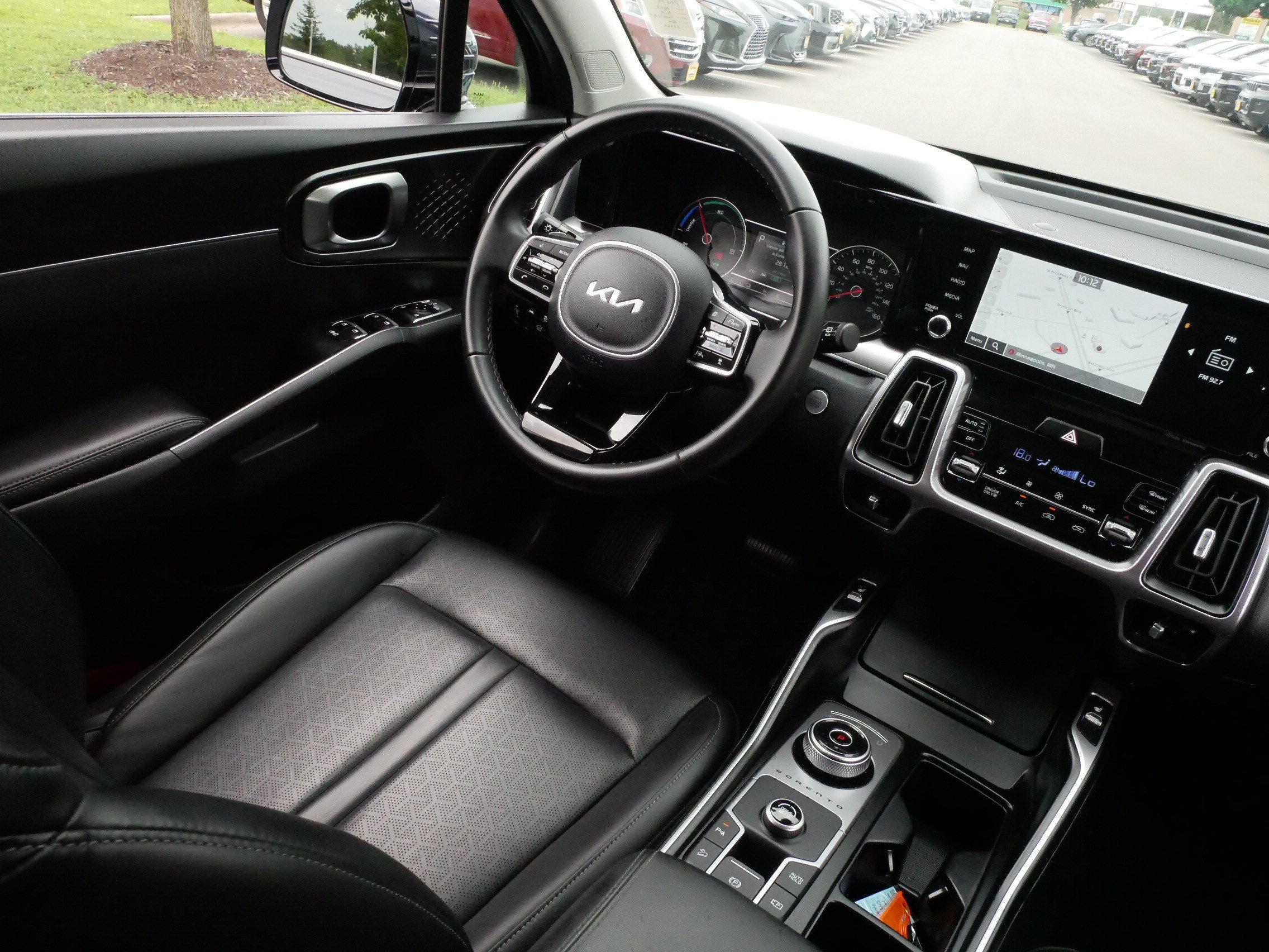 Used 2023 Kia Sorento EX FWD image 9
