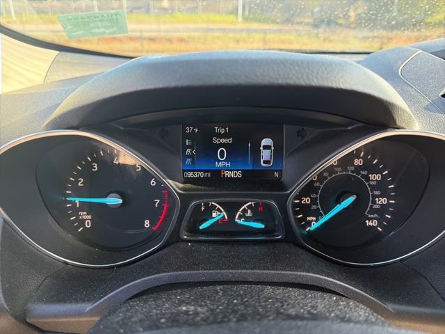 Used 2019 Ford Escape S image 17