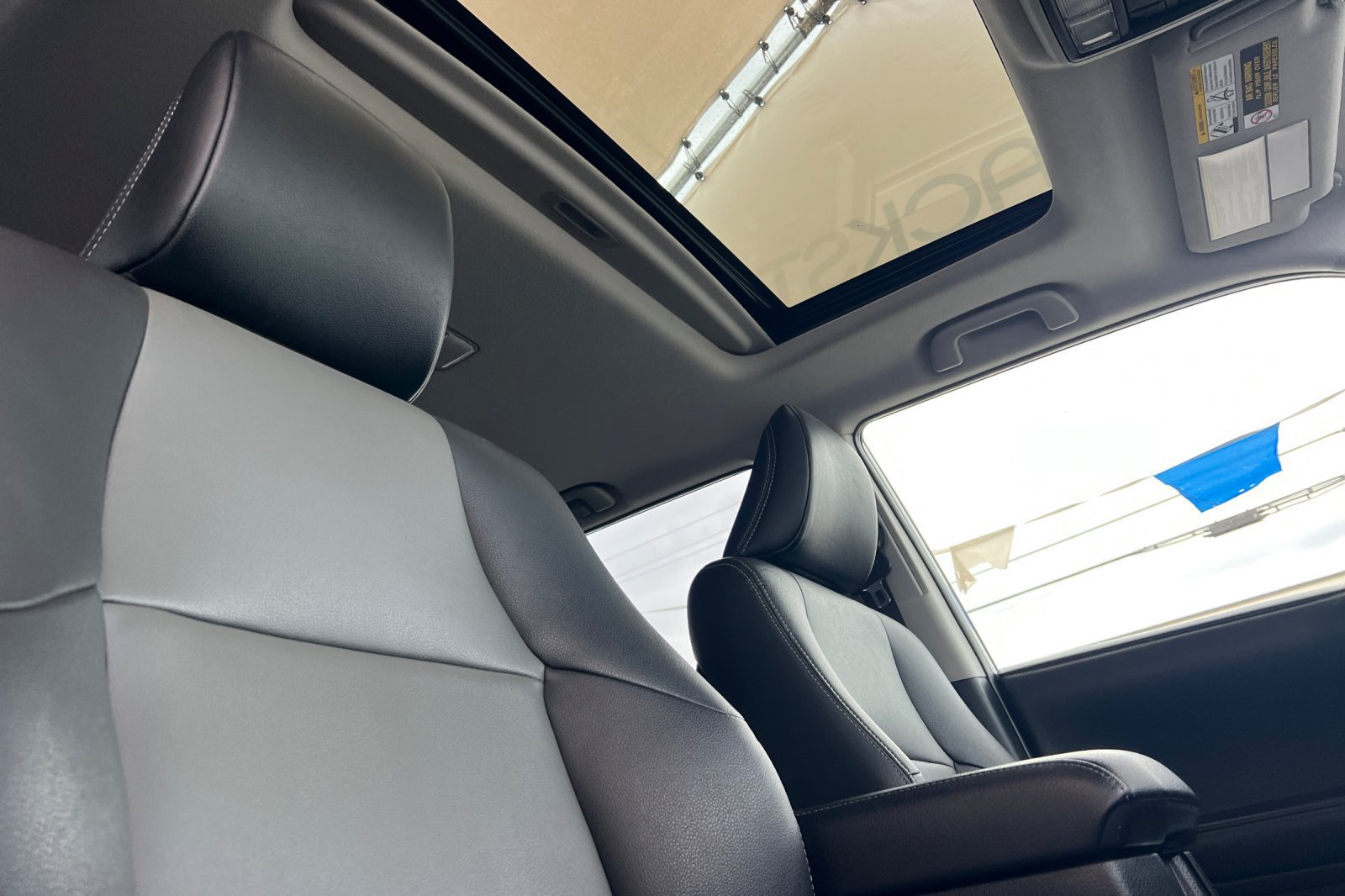 Certified 2018 Toyota 4Runner SR5 Premium AWD/4WD image 17