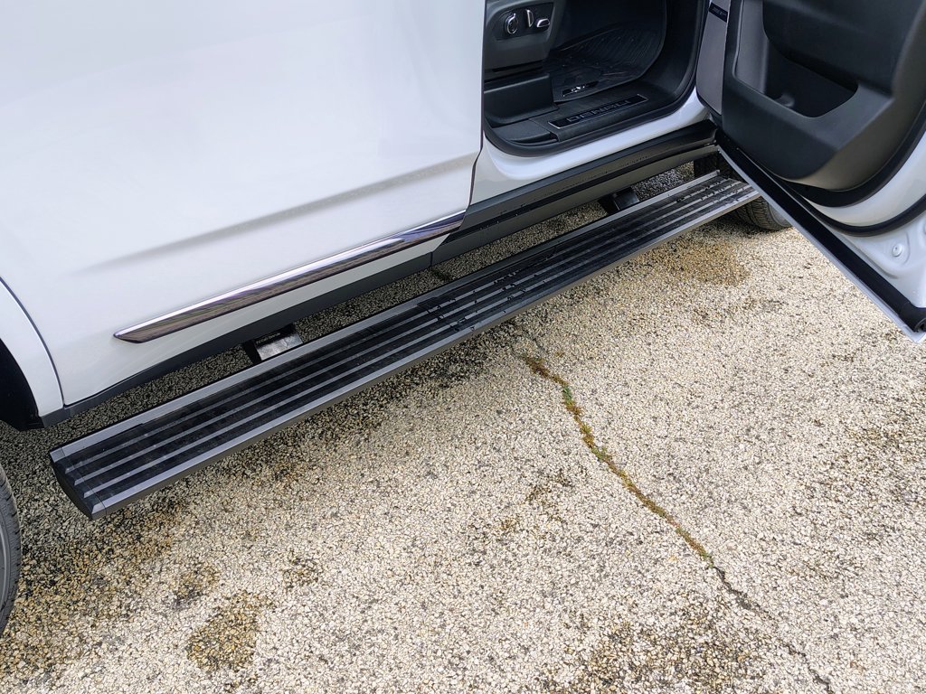 New 2026 GMC Yukon Denali Ultimate AWD/4WD image 19