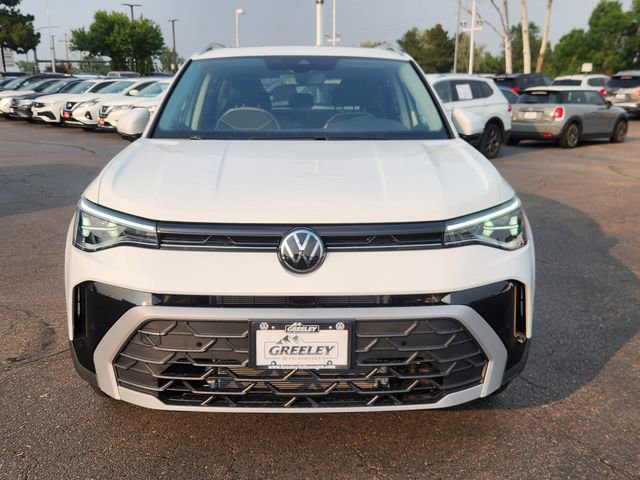 New 2025 Volkswagen Taos SE image 5