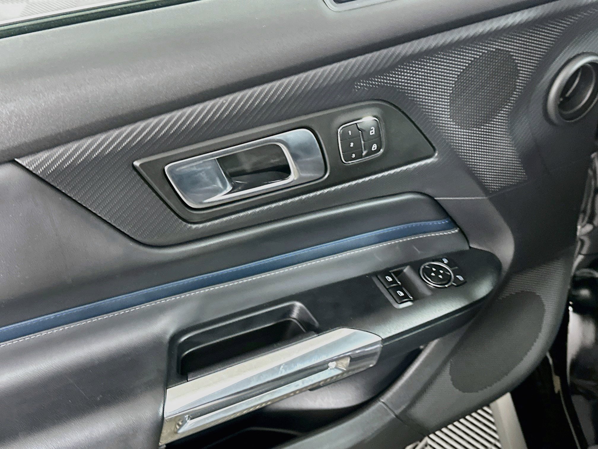 Used 2024 Ford Mustang GT Premium RWD image 15