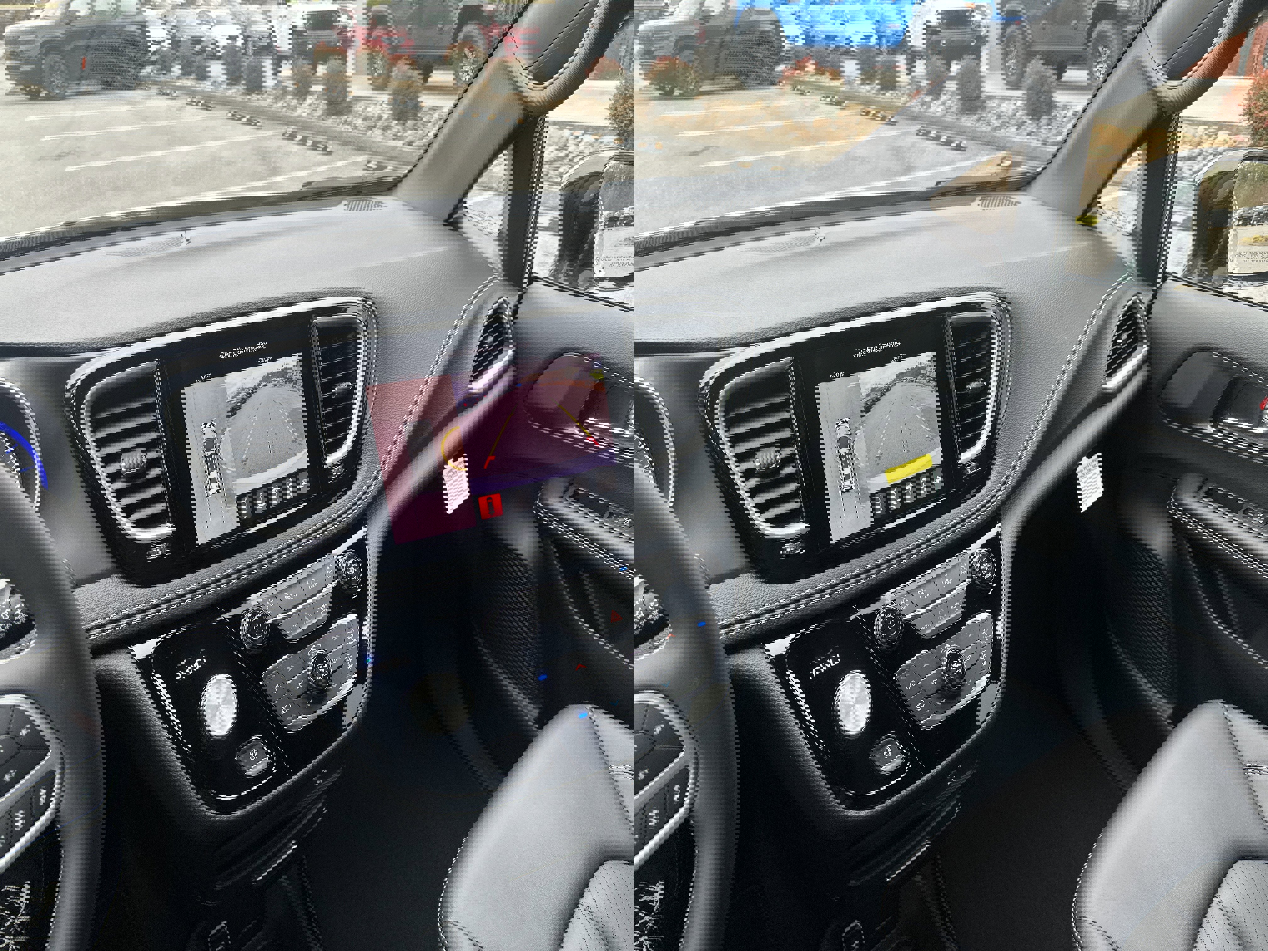 New 2026 Chrysler Pacifica Select image 35