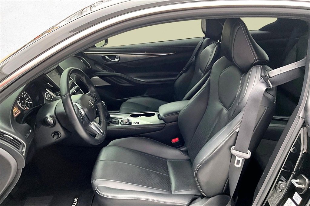 Used 2022 INFINITI Q60 3.0t Luxe w/ Essential Package image 18