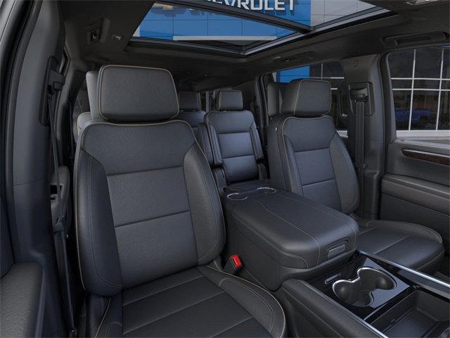 New 2025 Chevrolet Suburban Premier image 16