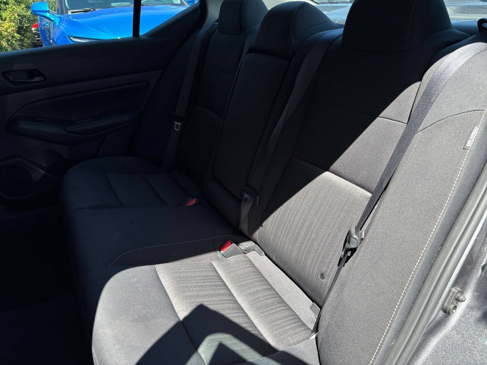 Used 2025 Nissan Altima 2.5 SV FWD image 38
