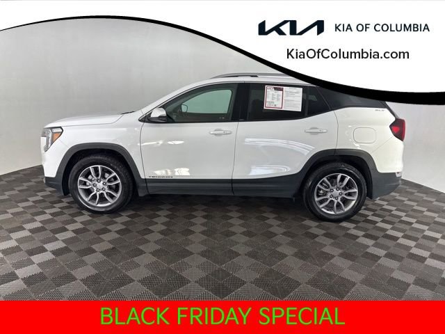 Used 2024 GMC Terrain SLT image 8