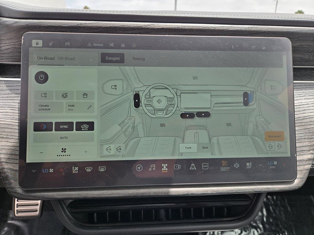 Used 2022 Rivian R1T Adventure AWD/4WD image 11