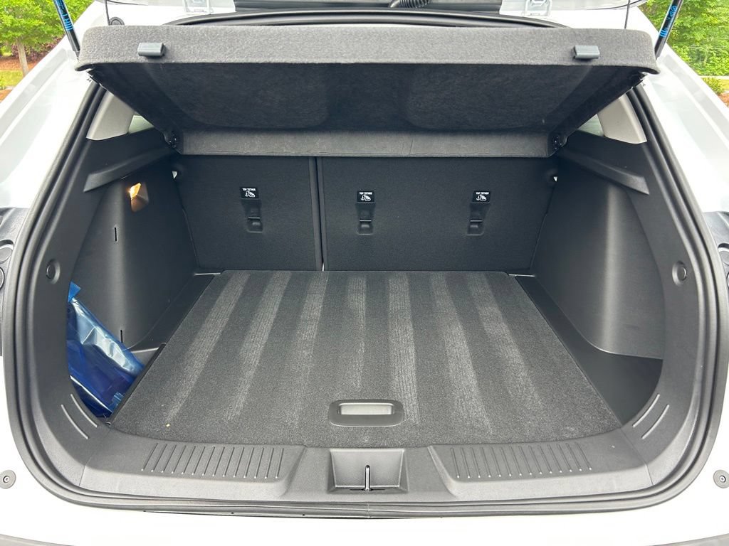 New 2026 Chevrolet Trax LT w/ Driver Confidence Package FWD image 39