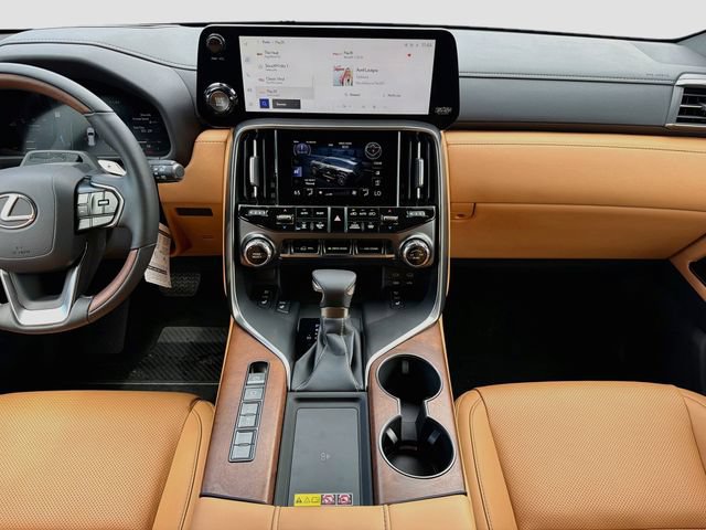 New 2026 Lexus LX 600 4WD w/ Luxury Package image 20