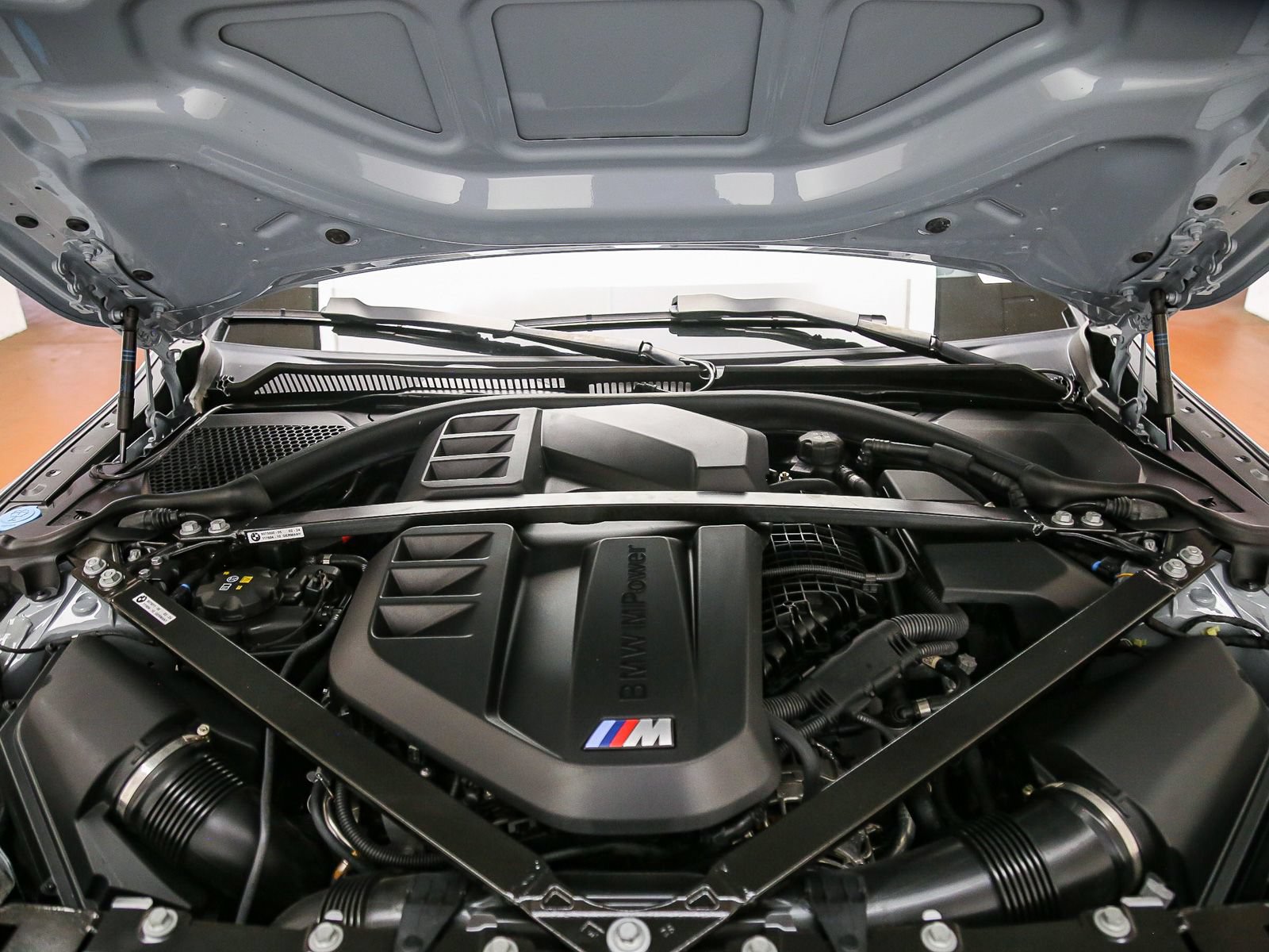 Used 2024 BMW M4 Competition RWD image 27