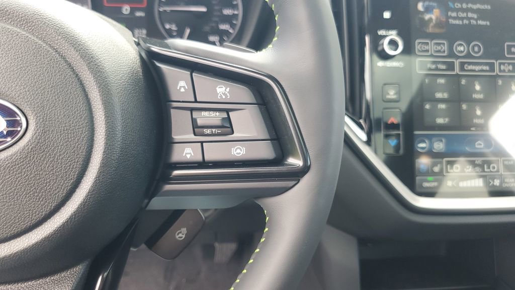 Used 2025 Subaru Ascent Bronze Edition w/ Onyx Package image 15