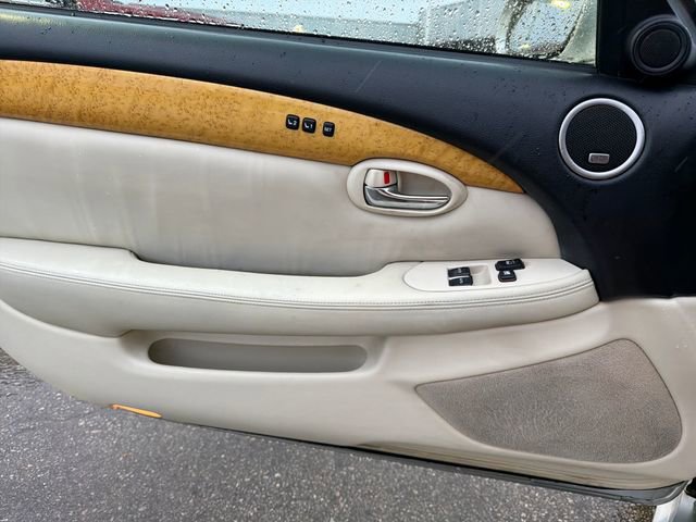 Used 2005 Lexus SC 430 Convertible RWD image 14