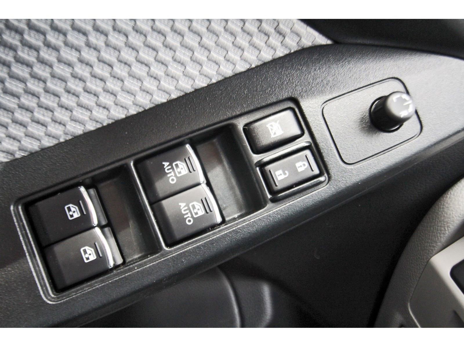 Used 2017 Subaru Forester 2.5i Premium AWD/4WD image 21
