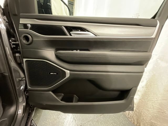 New 2026 Jeep Grand Wagoneer L 4WD image 22