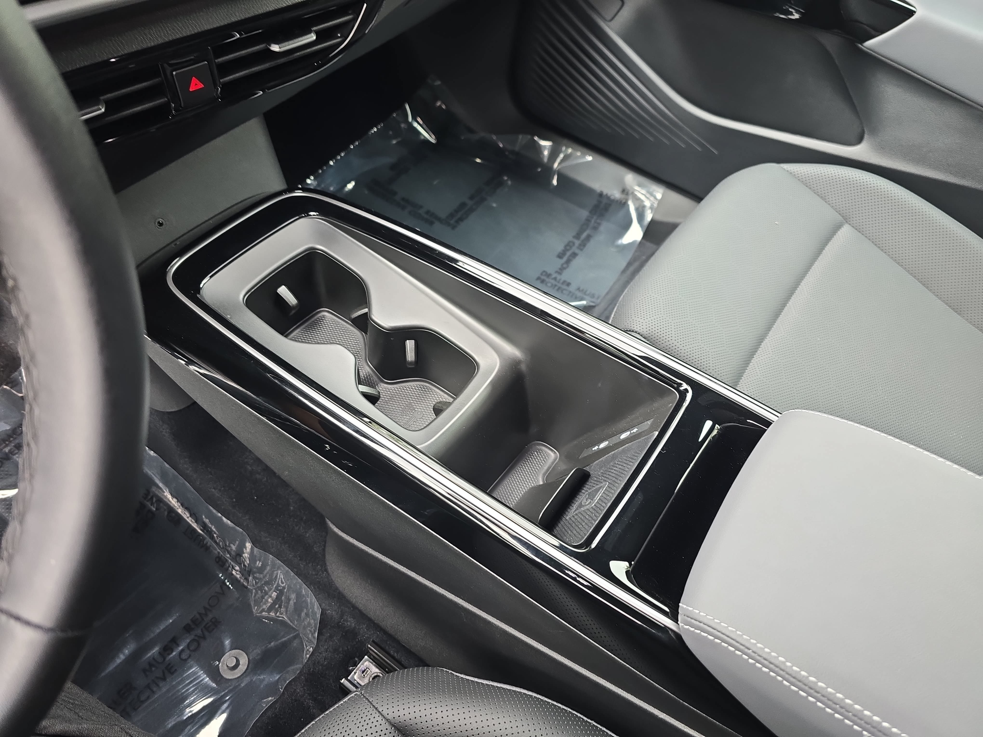 Certified 2025 Volkswagen ID.4 Pro S Plus AWD/4WD image 27