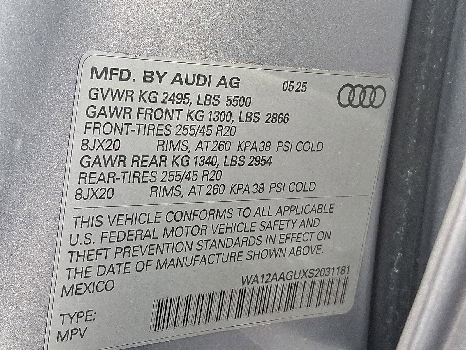 Used 2025 Audi Q5 Premium Plus w/ Premium Plus AWD/4WD image 27