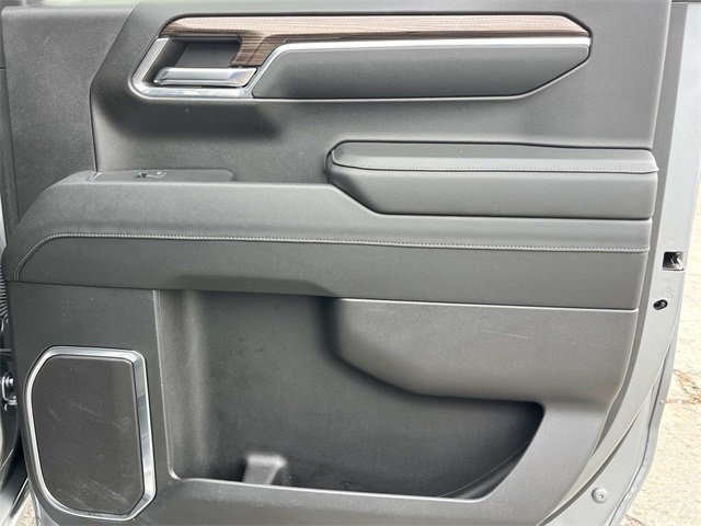 Used 2024 Chevrolet Silverado 1500 LT image 21