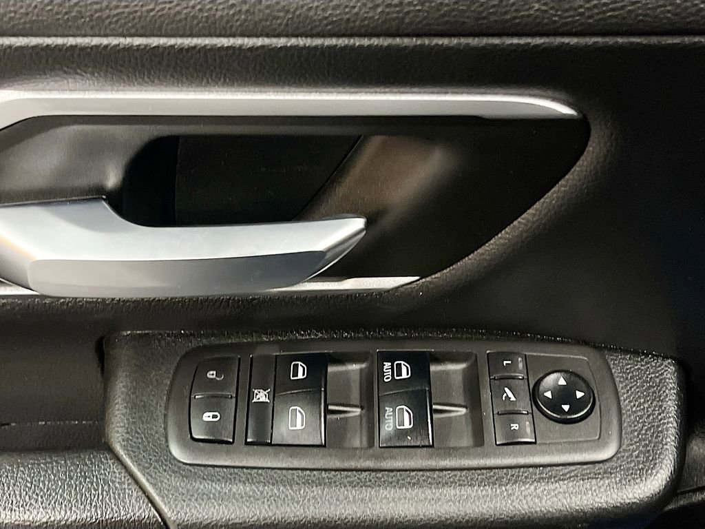 Used 2021 RAM 1500 Big Horn image 17