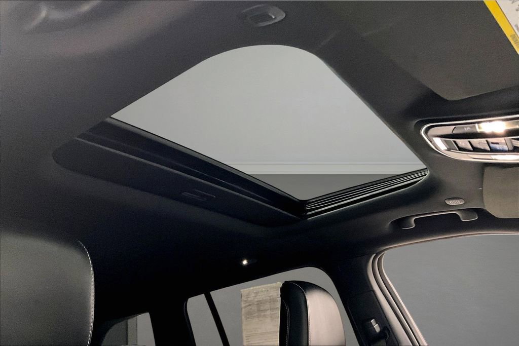 Used 2024 Jeep Grand Cherokee Altitude image 26