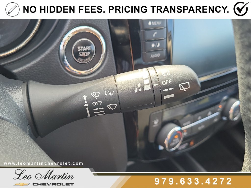Used 2020 Nissan Rogue SV AWD/4WD image 27