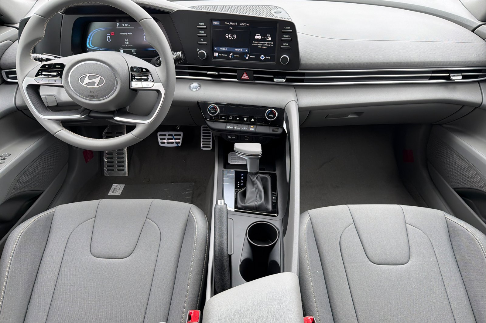 New 2026 Hyundai Elantra Sport FWD image 14