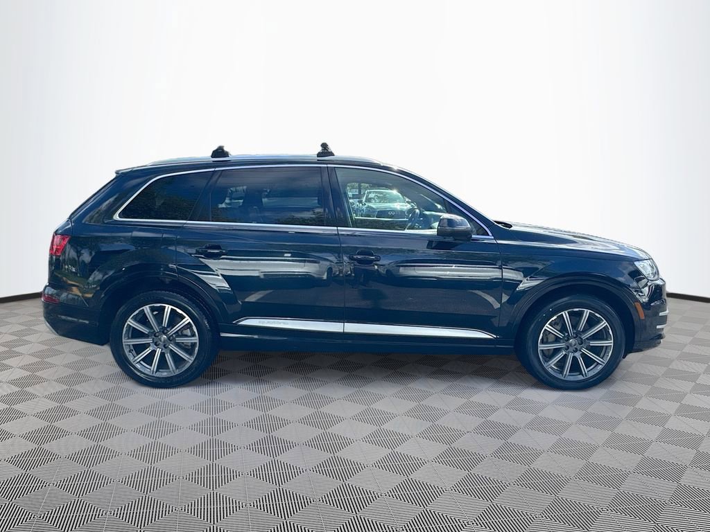 Used 2018 Audi Q7 3.0T Premium Plus w/ Premium Plus Package AWD/4WD image 5