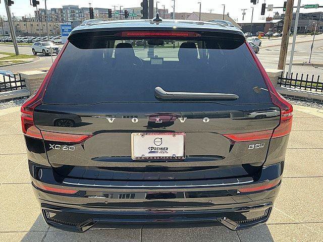 New 2026 Volvo XC60 B5 Plus w/ Climate Package AWD/4WD image 9