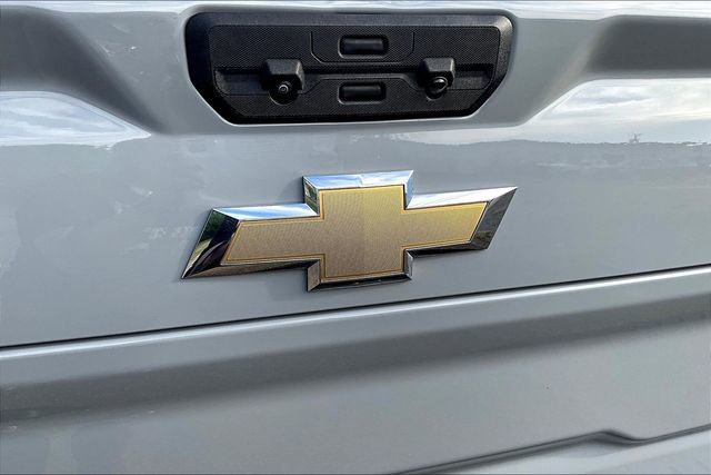 Used 2024 Chevrolet Silverado 2500 Custom w/ Custom Value Package image 26