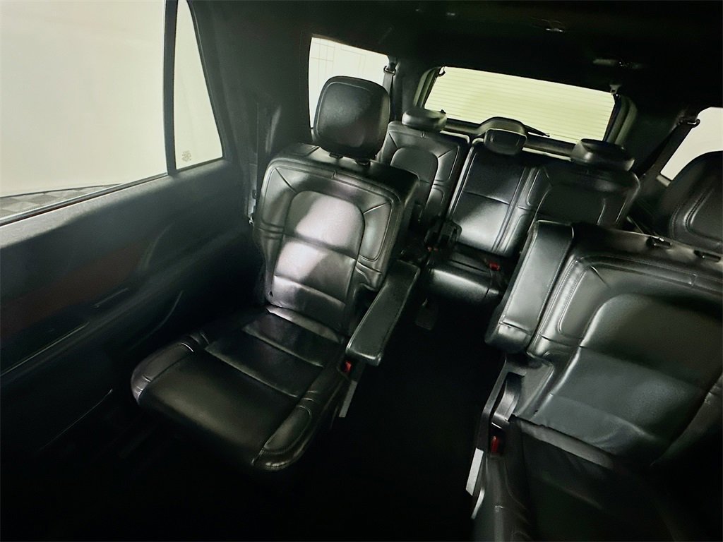 Used 2022 Lincoln Navigator L 4WD image 12