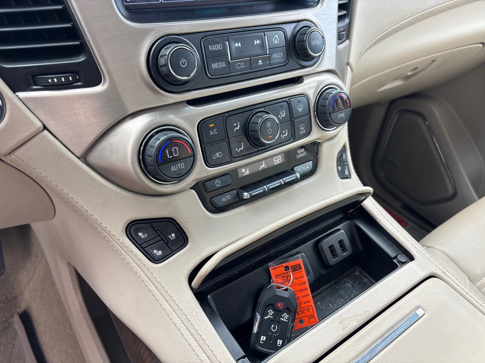 Used 2019 GMC Yukon Denali w/ Denali Ultimate Package AWD/4WD image 21