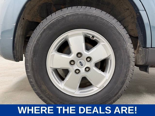 Used 2011 Ford Escape XLT w/ Class II Trailer Tow Pkg AWD/4WD image 23
