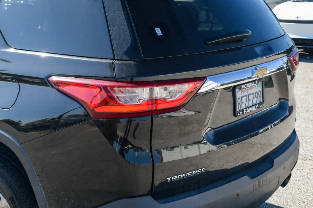 Used 2019 Chevrolet Traverse LT FWD image 7
