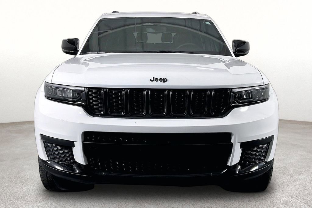 Used 2023 Jeep Grand Cherokee L Laredo AWD/4WD image 5