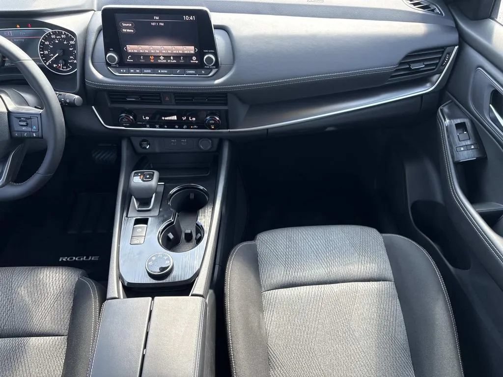 Used 2026 Nissan Rogue SV AWD/4WD image 13