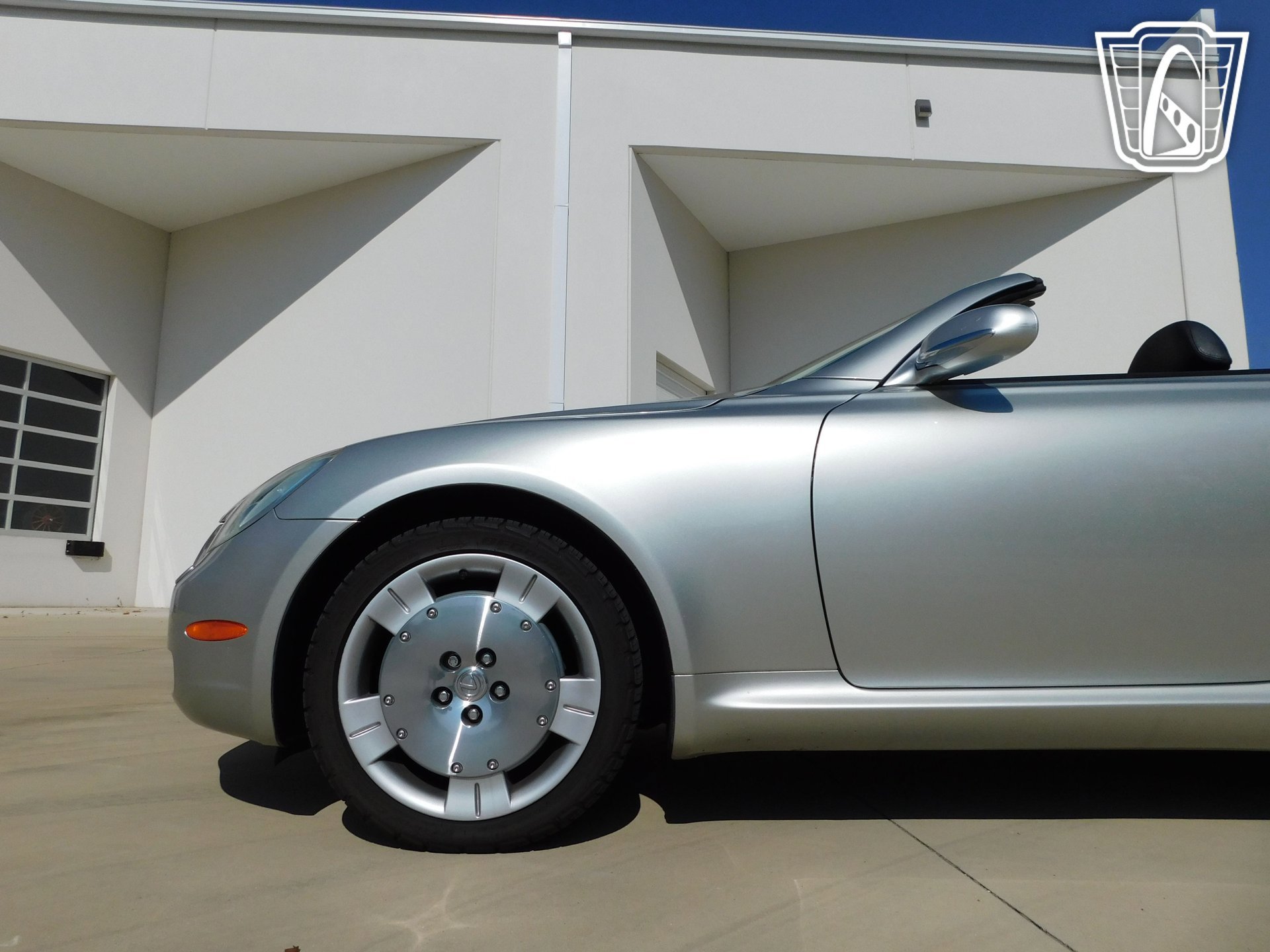 Used 2003 Lexus SC 430 Convertible RWD image 9
