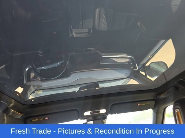 Used 2022 Rivian R1T Adventure AWD/4WD image 16