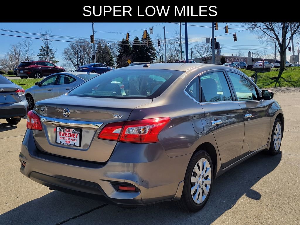 Used 2016 Nissan Sentra SV image 4